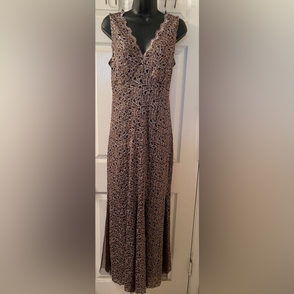 NWT Elegant Brown Floral Lace Dress by CANDALITE Size S